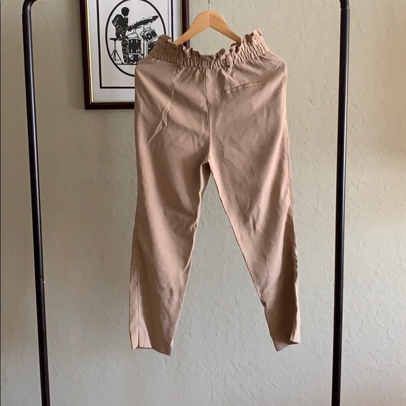 Paper bag pants. - Picture 2 of 2